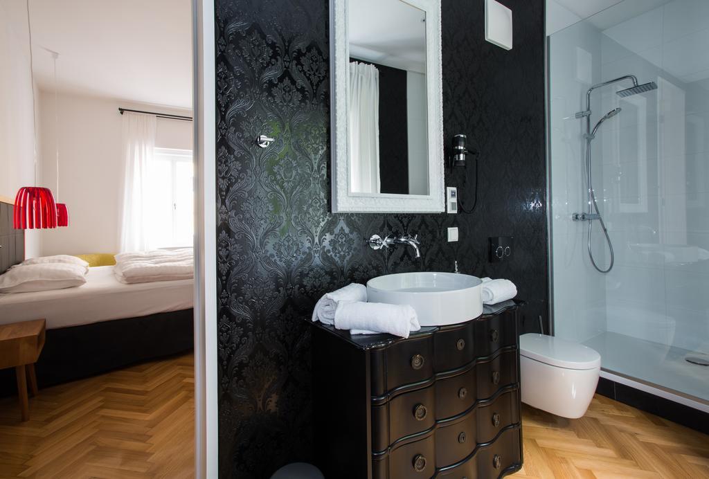 Hotel Kirchenwirt an der Südsteirischen Weinstraße Ehrenhausen Habitación foto